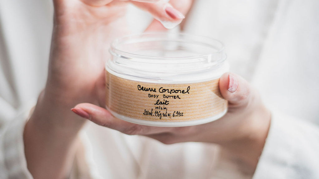 Ways to Combat Dry Skin - Lothantique Skincare