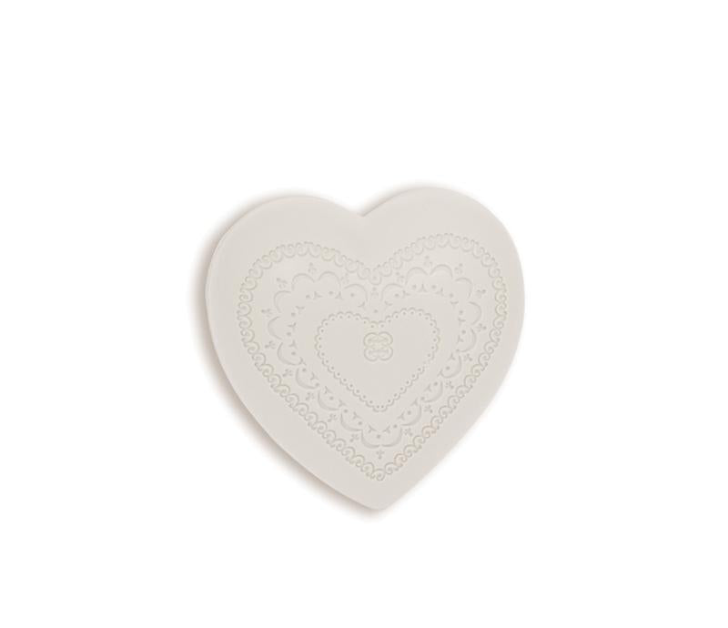 Que de l'Amour 100g Heart Soap - Lothantique USA